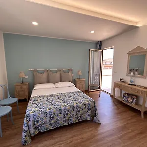 https://la-casa-di-barcellona-pozzo-di-gotto.sicilyhotelsitaly.net